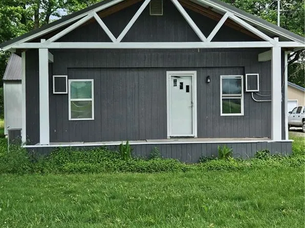 245 S 250th St, Pittsburg, KS 66762