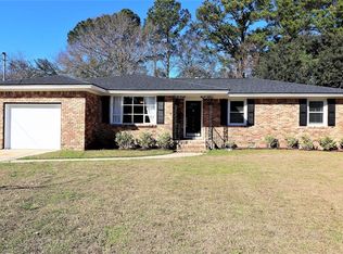 1240 Woodside Dr, Hanahan, SC 29410