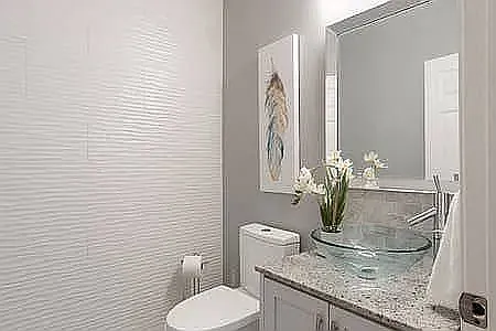 3 bed, 3.5 bath, 2200 sqft, $2,700 — Photo 2