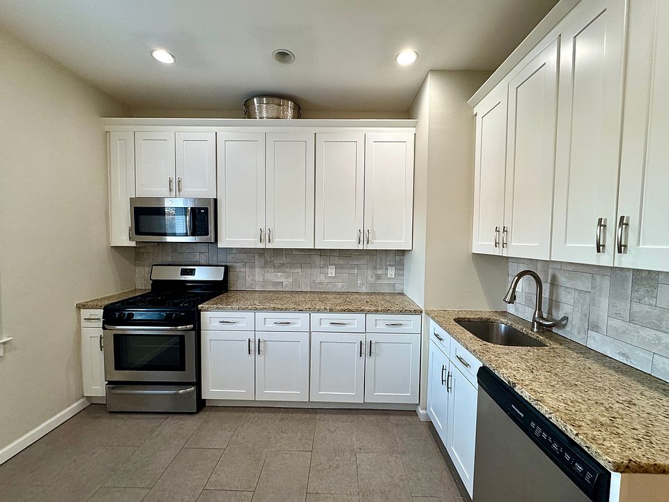 1st image of 101 Onondaga St Floor 2