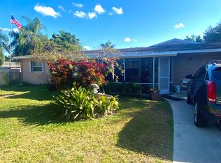 4576 Wenhart Rd, Lake Worth, FL 33463