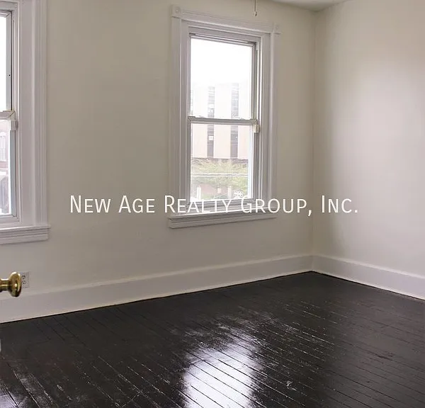 1320 S 51st St — Photo 21