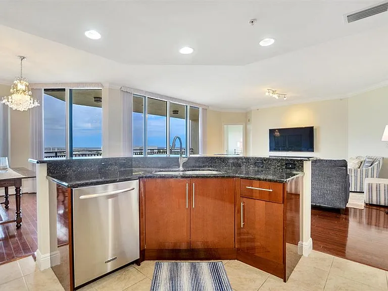5823 Bowen Daniel Dr #802 — Photo 14