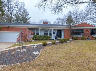 18 Lateer Dr, Normal, IL 61761