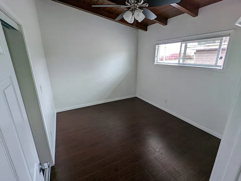 8411 Neva Ave — Photo 4