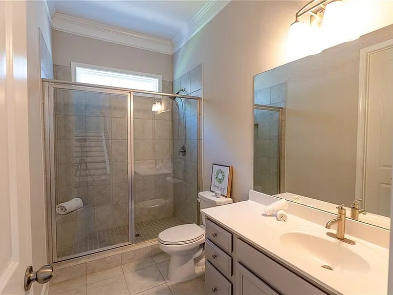 165 Mansfield Dr — Photo 15