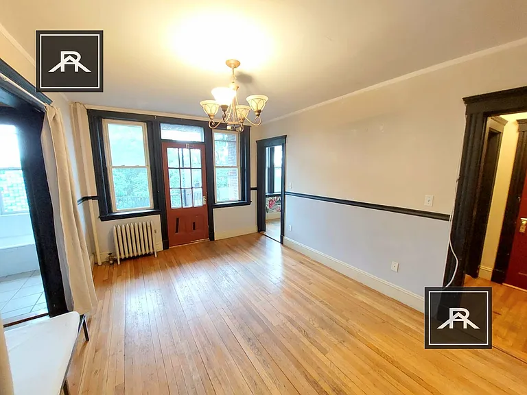30 Quint Ave #35 — Photo 5