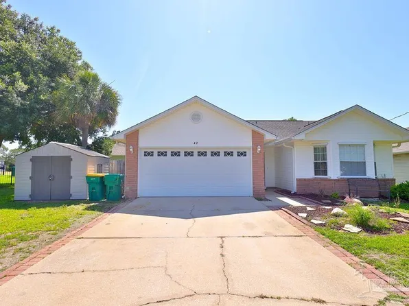 47 Kathleen Dr, Mary Esther, FL 32569