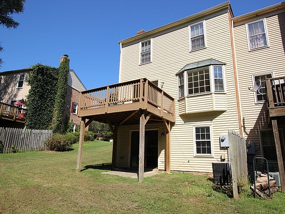 4th image of 12129 Stallion Ct