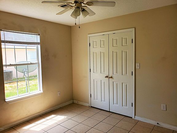 5th image of 15119 Deer Creek Dr #A