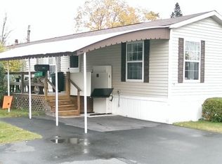 26 T Andrew St, Lebanon, NH 03766