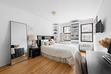 333 East 34th Street #5E image 1 of 12