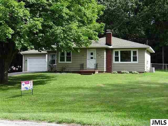 1st image of 125 McConnell Dr