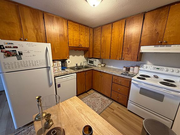5th image of 712 E Roanoke St Unit 2
