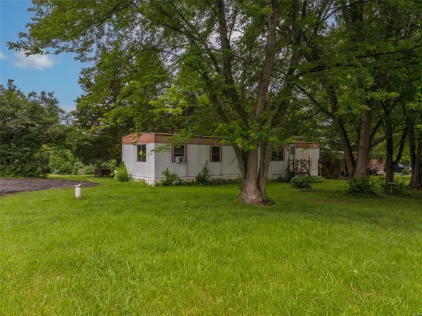 907 Eastview Dr, Union, MO 63084