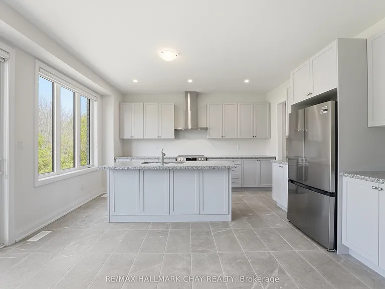 25 Del Ray Cres — Photo 5