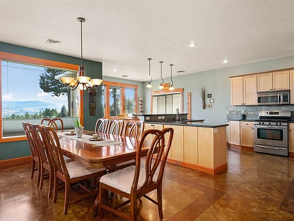 5th image of 19919 E Crestwood Ln