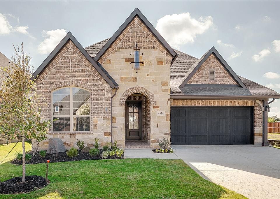 1st image of 4974 Stornoway Dr