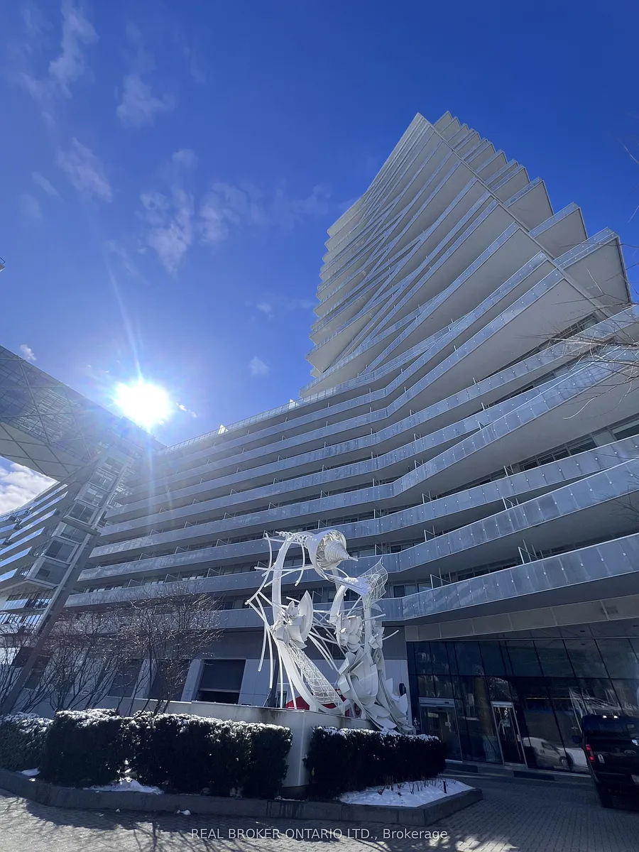 Building Photo - 15 Queens Quay E #2608