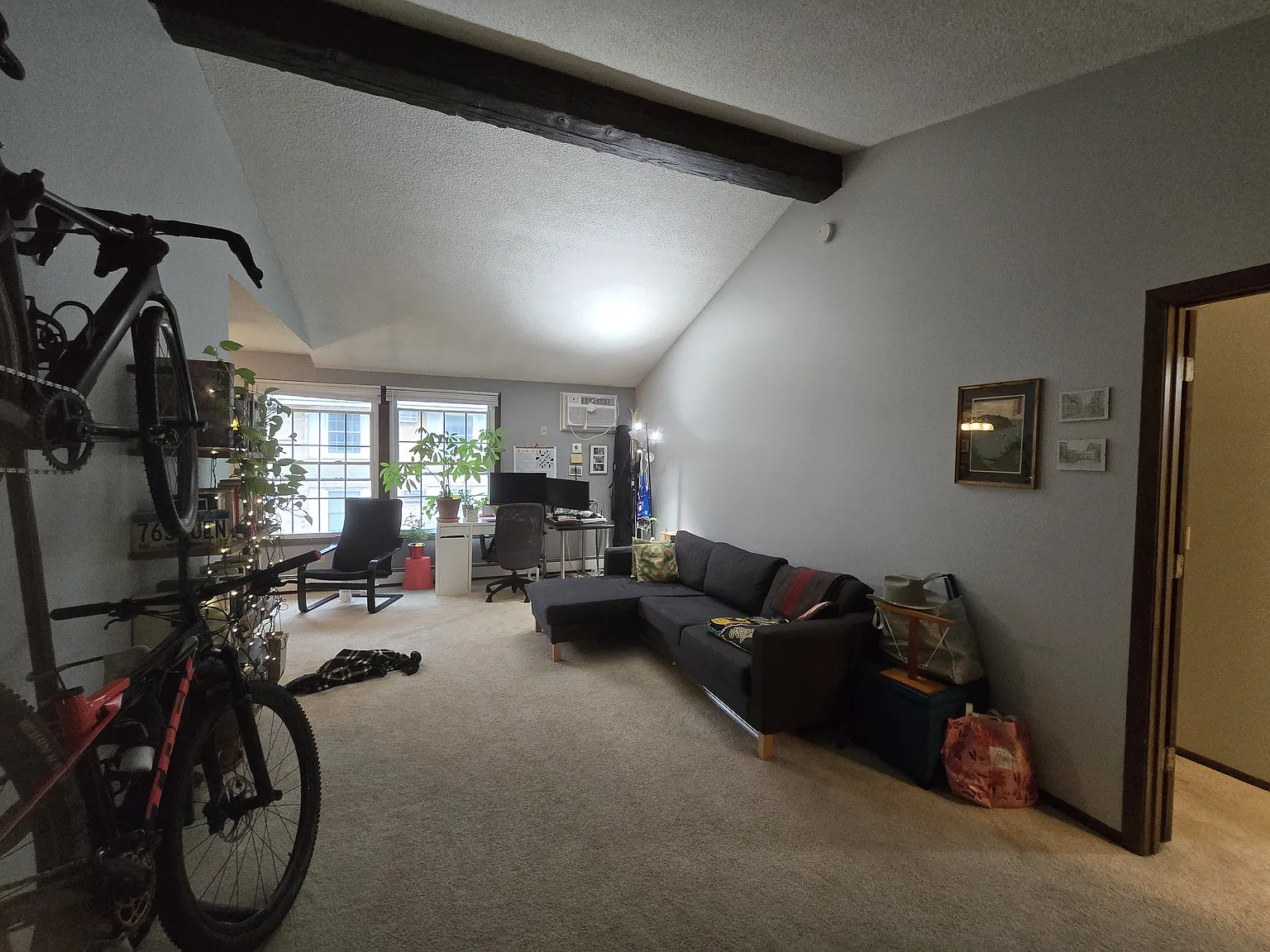 1 bed, 768 sqft, $1,595 — Photo 3