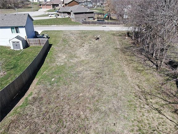 4th image of 1314 Lawndale Ave