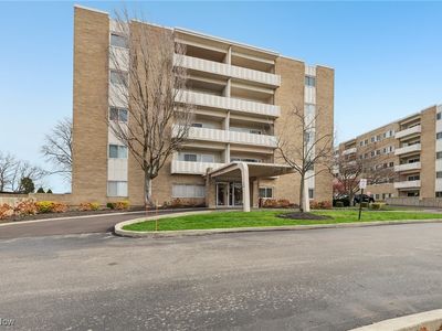 2039 Wooster Rd #31, Rocky River, OH, 44116