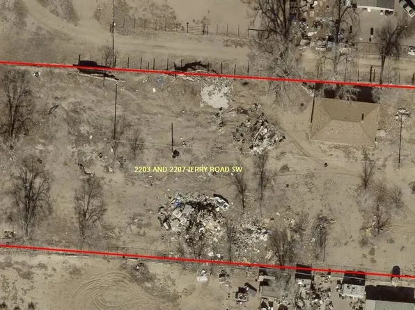 2203/2207 Jerry Rd SW, Albuquerque, NM 87105