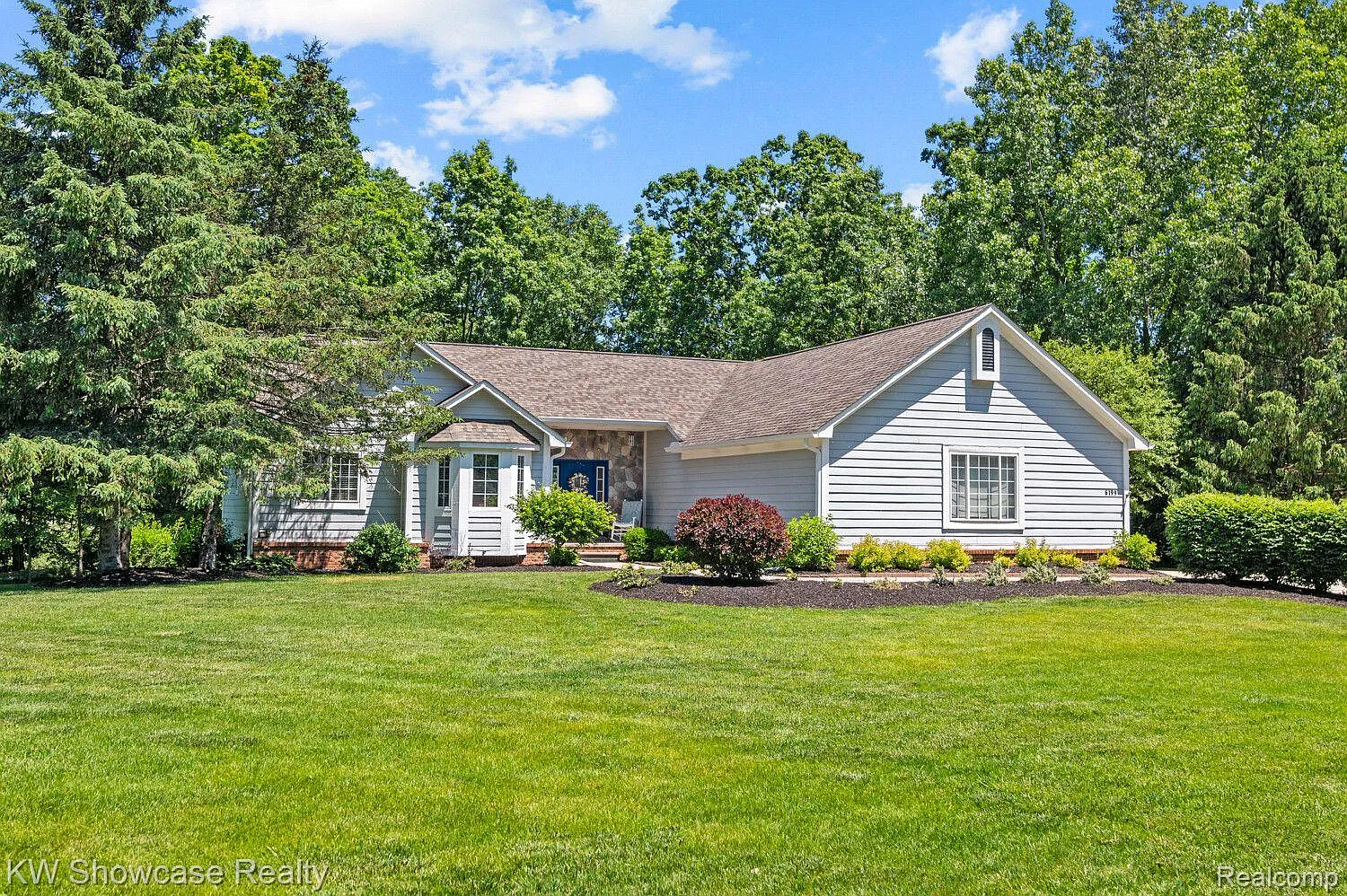 6199 Brandon Ct photo 1