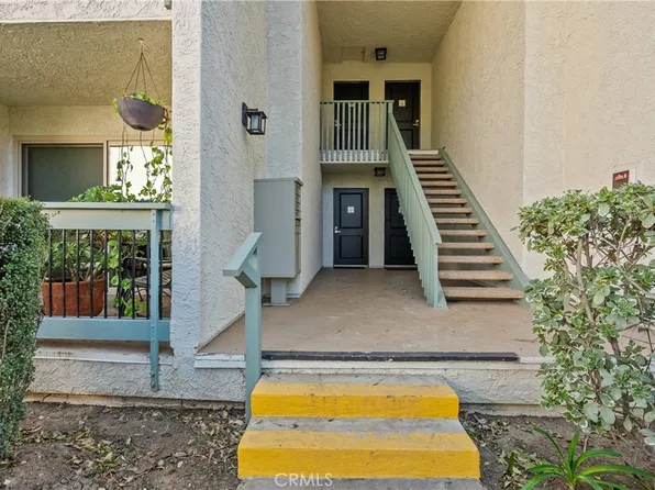 23675 Park Capri Unit 24, Calabasas, CA 91302