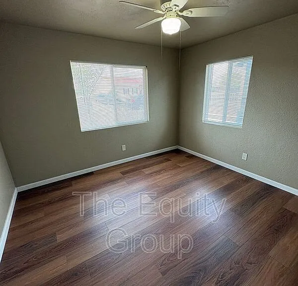 1819 N 10th Ave — Photo 10