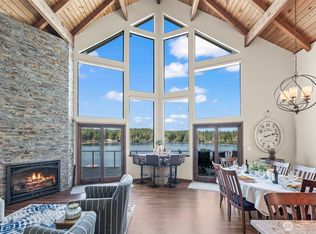 2211 E Mason Lake Dr E, Grapeview, WA 98546