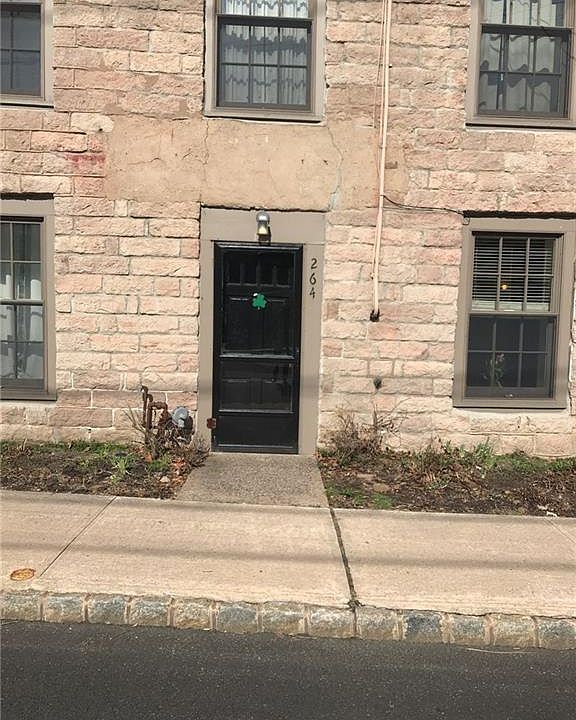 1st image of 264 Piermont Ave APT 1