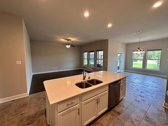 Quartz Island w/sink