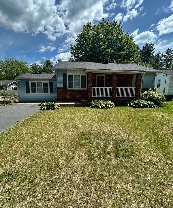 17 Pinewood Rd