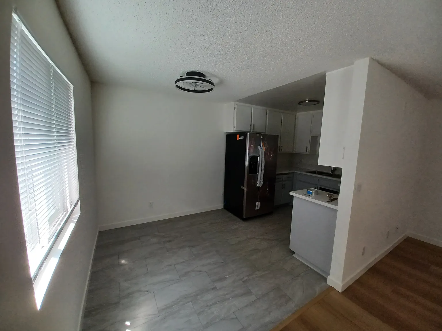 1311 N Broadway — Photo 4