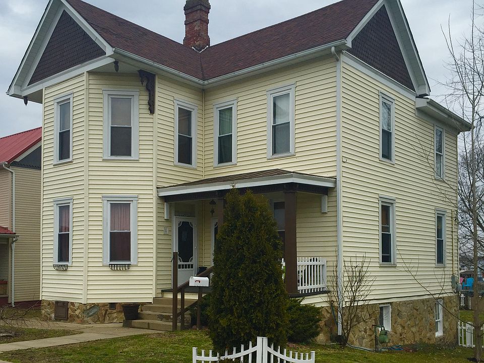 1st image of 128 Pearl Street