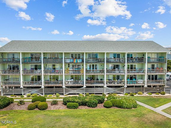 3rd image of 918 N New River Drive #535