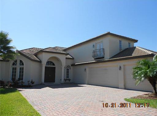 1st image of 915 SW Grand Reserve Boulevard