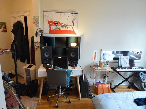2nd image of 56 Charlesgate E #143C