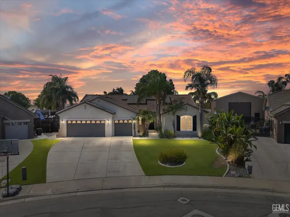 6821 Nettleton St, Bakersfield, CA 93312