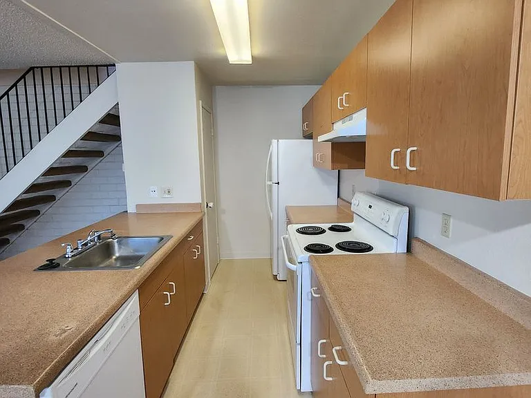 Palisade Ave - Fourplex — Photo 5