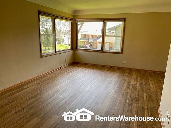 4th image of 2857 Meadow Lark Ln