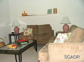 5th image of 718A Treetop Ln