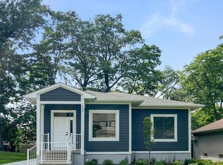 436 Grixdale Ln, Waterford, MI 48328