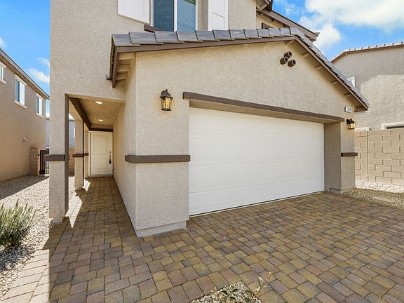 2nd image of 3269 La Cura Ave