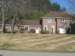 13 Wabanaki Way, Andover, MA 01810