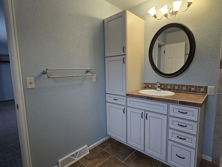 3169 Stanford Ct — Photo 22