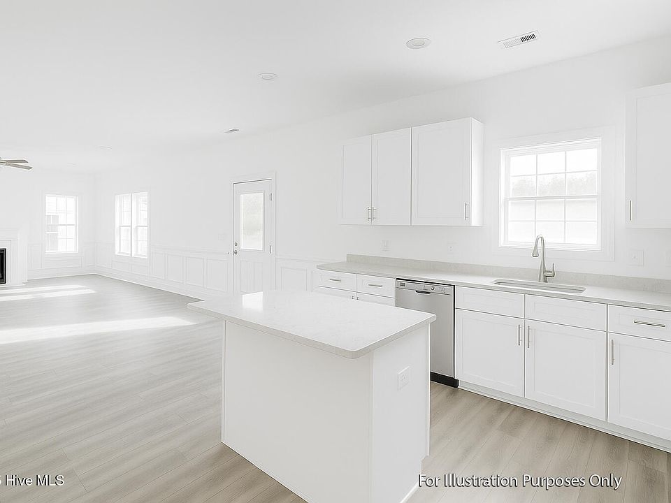 2nd image of 467 Fowler Manning Road