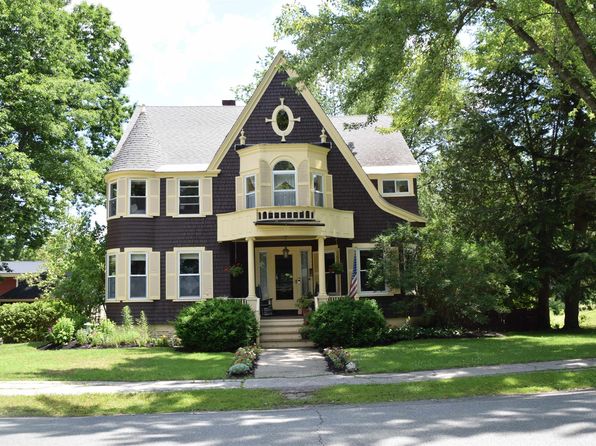 14 Burnside Street, Lancaster, NH 03584