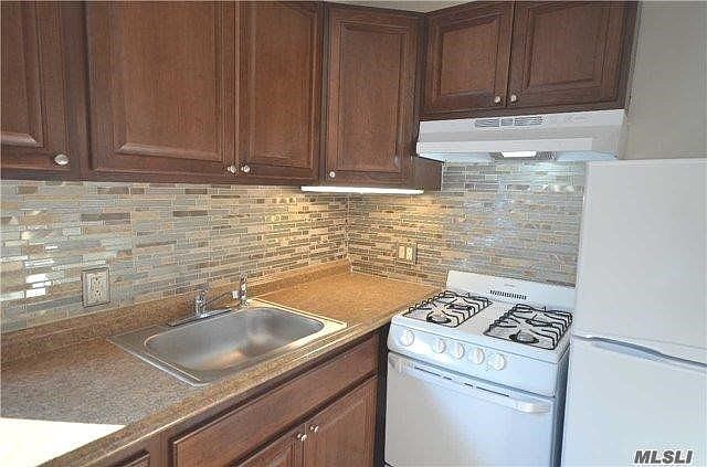 1st image of 2051 28th St #2